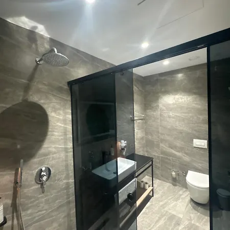 Saca 4* Shëngjin