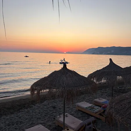 Saca Hotel Shëngjin